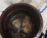 A picture of step 1 of Boiled yam and catfish pepper soup.