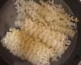 A picture of step 1 of Noodles puff pocket.