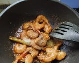 Foto langkah ke 4 dari resep Udang Cumi Saos Padang Sedap Mantap.