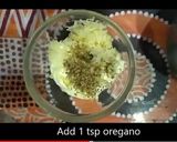 A picture of step 2 of Garlic butter made at home.