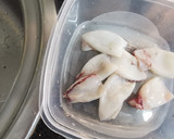 Foto del paso 1 de la receta: Puntillas de Calamar al ajillo