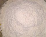A picture of step 2 of Punch Ratan Dal Paratha.