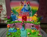 Foto langkah ke 8 dari resep Kue Ulang Tahun Anak.