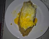 Foto langkah ke 7 dari resep Omurice white with japanese curry sederhana pakai bumbu kari instan (nasi goreng ala Kyoto Jepang).