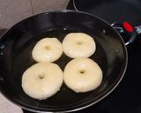 Foto langkah ke 4 dari resep Donat Super empuk.