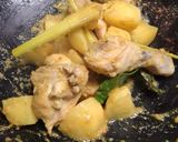 Foto langkah ke 3 dari resep Opor Ayam Telur.