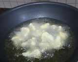 Foto langkah ke 2 dari resep Kembang Kol Goreng Tepung Saus Jeruk.