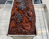 Foto langkah ke 8 dari resep Banana Chocolate Bread.