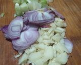 Foto langkah ke 2 dari resep Sop ayam sayur sueeger.
