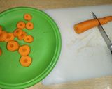 Foto del paso 4 de la receta: Guisado de muslitos de pollo con patatas