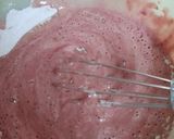 A picture of step 2 of Red velvet chocochips muffins.