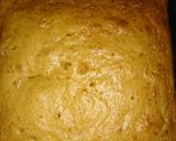 A picture of step 3 of Mango cake with mango jam.