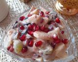 A picture of step 8 of Khati meethi fruit chat.