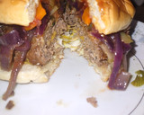 Foto del paso 6 de la receta: Hamburguesa de res con champiñones rellena de queso