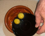Foto del paso 2 de la receta: Cazuelitas de huevos