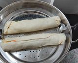 A picture of step 4 of Veg. Suji Rolls.