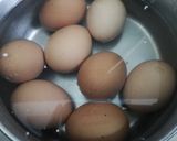 Foto del paso 1 de la receta: Huevos Rellenos con Atún y !Judías verdes!