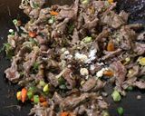 Foto langkah ke 3 dari resep Daging Sapi Tumis Serai.