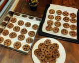 Foto langkah ke 5 dari resep Chocochip Cookies.