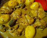 Foto langkah ke 3 dari resep Kare ayam dan telur.
