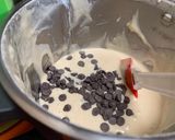 Foto del paso 1 de la receta: Bizcocho de yogur de fresa con pepitas de chocolate.Thermomix y tradicional. En horno y en olla GM