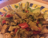 Foto del paso 4 de la receta: Pollo al curry con coles de Bruselas y guarnición de aguacates.