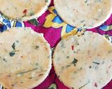 A picture of step 7 of Kasuri methi Masala puri.