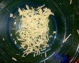 Foto langkah ke 6 dari resep Spaghetti Bolognese Spicy with Garlic and Cheese.
