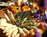 Halloween boszorkány ujjak recept fázis 6 fotója