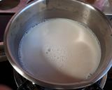 Foto langkah ke 2 dari resep Roll Pancake isi Custard/Vla.