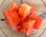 Foto del paso 1 de la receta Polos de hielo de Sandía y Fresas