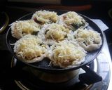 A picture of step 5 of Bread cheese katori.