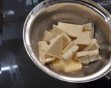 Foto del paso 1 de la receta: Bizcocho de chocolate blanco