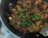 तेल मध्ये फ्राय केलेले वांगे चे भरीत (Vangyache Bharit Recipe In Marathi) रेसिपी स्टेप 9 फोटो 