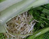 Hình bước làm 1 của món Canh chua chay