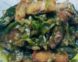Foto langkah ke 4 dari resep Ikan asin gabus cabe ijo.