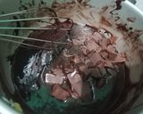 Foto langkah ke 3 dari resep Double Choco Mochi Strawberry.