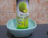 Foto langkah ke 1 dari resep Es Marjan Melon - Minuman Segar Rumahan by Jesslyn Orlane.