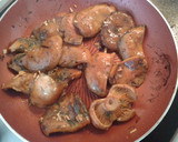 Foto del paso 4 de la receta: Rovellons con Ajo y Perejil