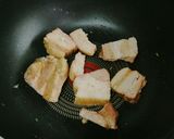 รูปขั้นตอนการทำที่ 2 ของ ข้าวผัดไข่หมูต้มเค็ม