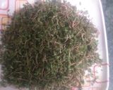 A picture of step 1 of Chiwad bhaji besan.