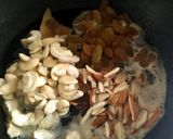 A picture of step 5 of Mitha Pulao.