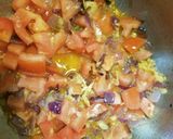 A picture of step 2 of Masala puri chat.