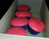 Foto del paso 5 de la receta: Cupcake hombre araña