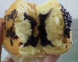 Foto langkah ke 7 dari resep Easy cake isi coklat.