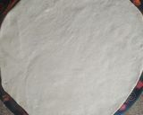 A picture of step 3 of Simple paratha.