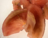 Foto del paso 3 de la receta: Dos ensaladas, para dos gustos. Con caviar de acetto y caviar de aceite de oliva virgen