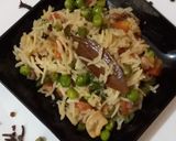 A picture of step 5 of Bengali rice pulao.
