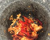 รูปขั้นตอนการทำที่ 2 ของ ซี่โครงหมูผัดเผ็ด 🐷อร่อยลงพุง#ครัวผจญภัย