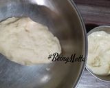 A picture of step 1 of Pakwan Sev Puri.